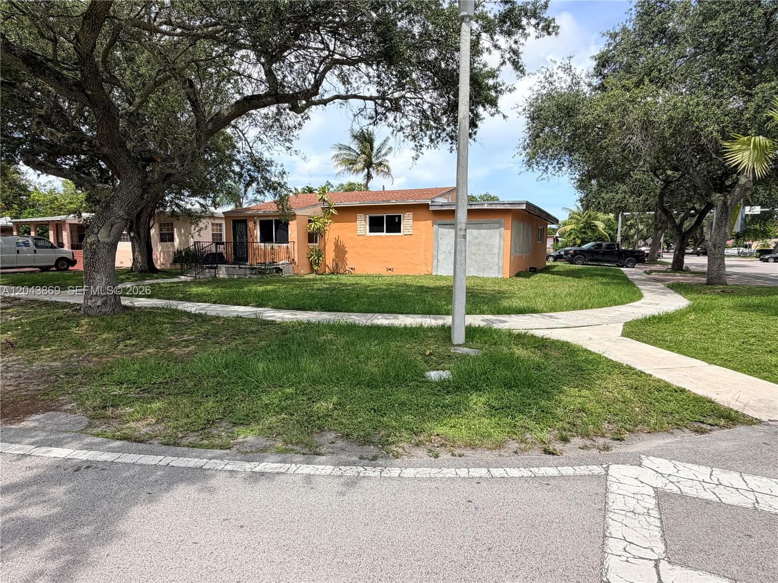 13105 NW 12th Ave, North Miami, FL 33168 photo 5