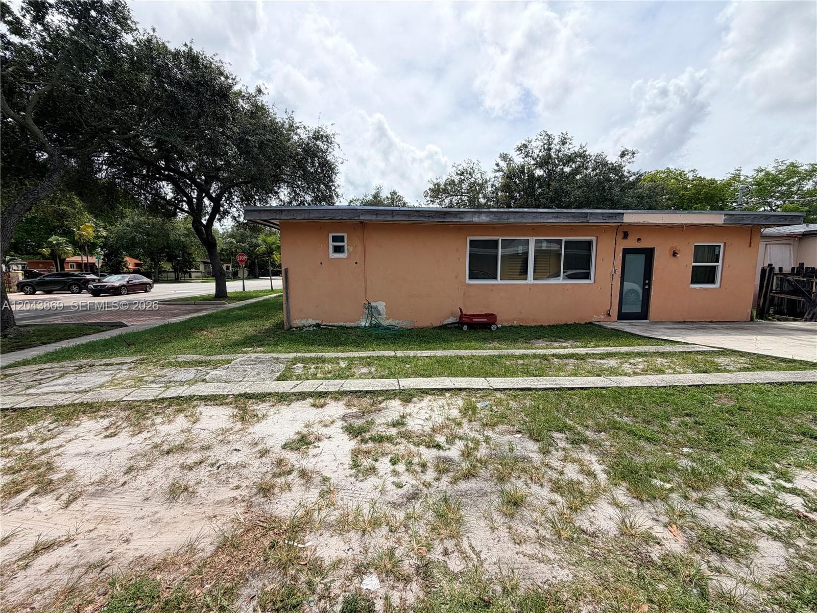 13105 NW 12th Ave, North Miami, FL 33168 photo 4