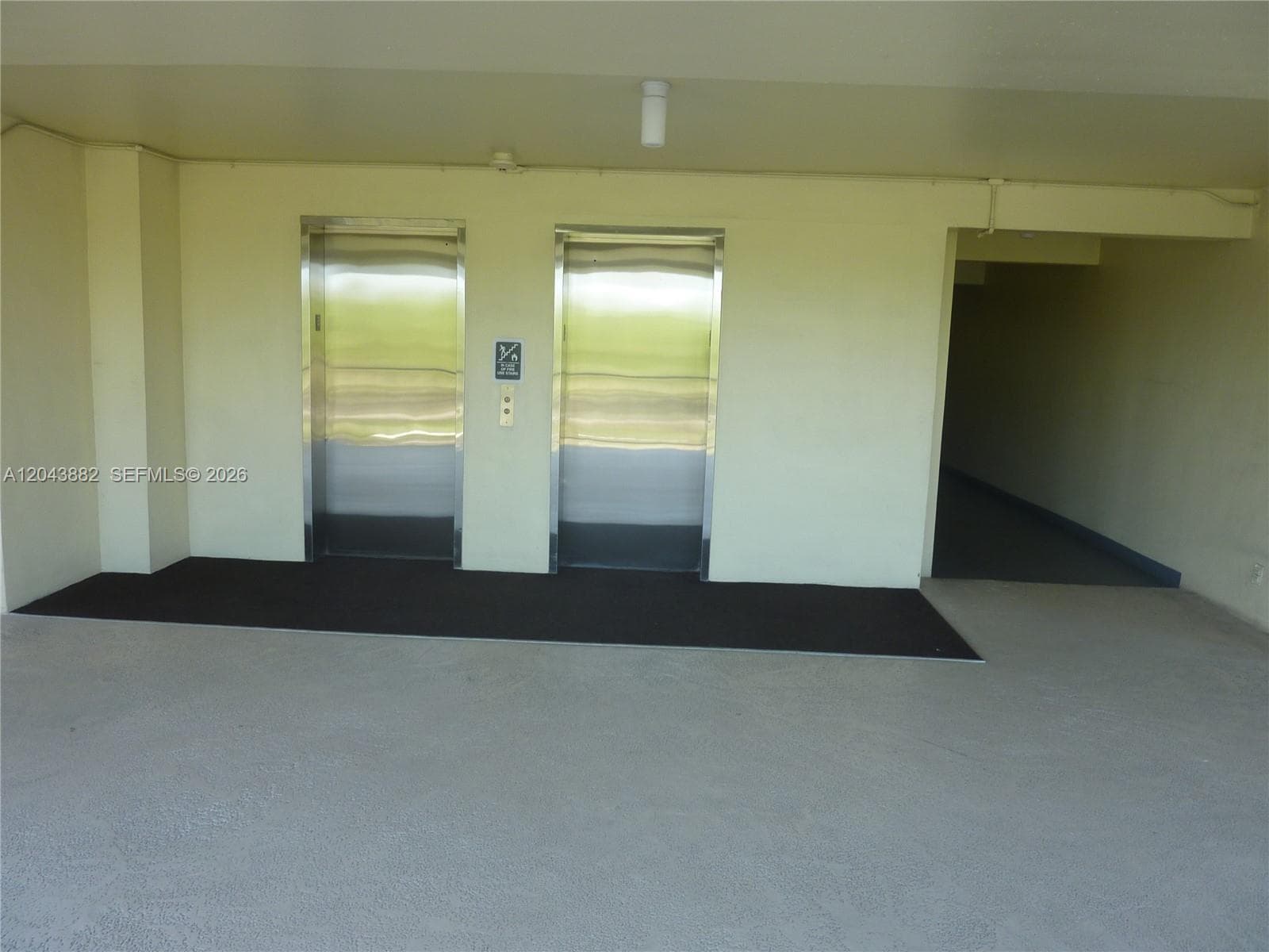 3200 N Palm Aire Dr # 305, Pompano Beach, FL 33069 photo 4