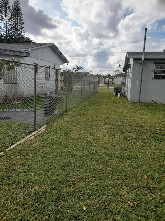 14721 SW 104th Ave, Miami, FL 33176 photo 3