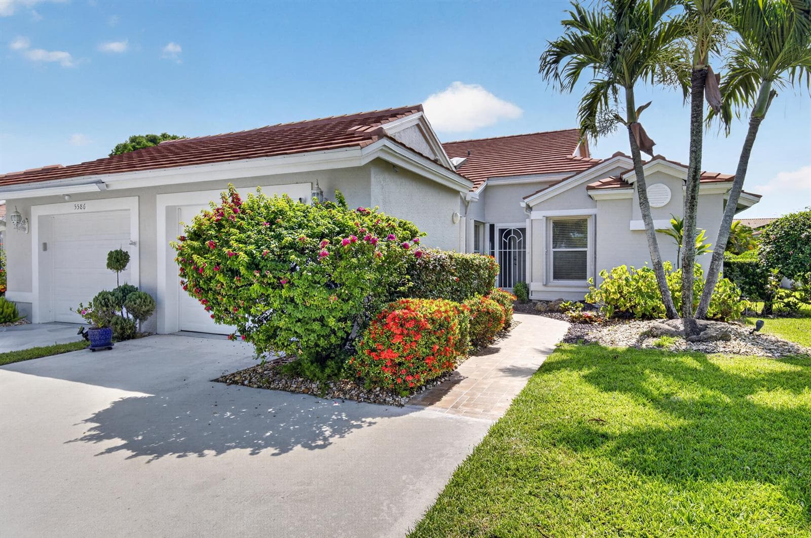 5590 Royal Lake Circle, Boynton Beach, FL 33437