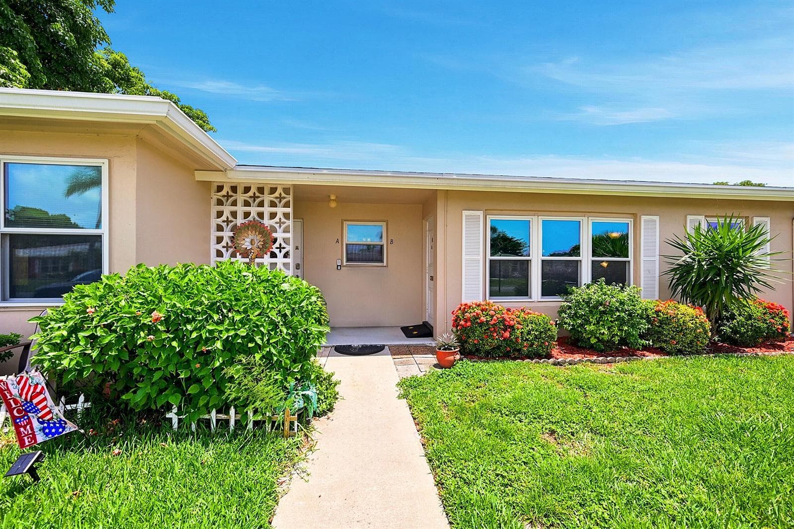 295 High Point Boulevard # B, Boynton Beach, FL 33435 photo 2