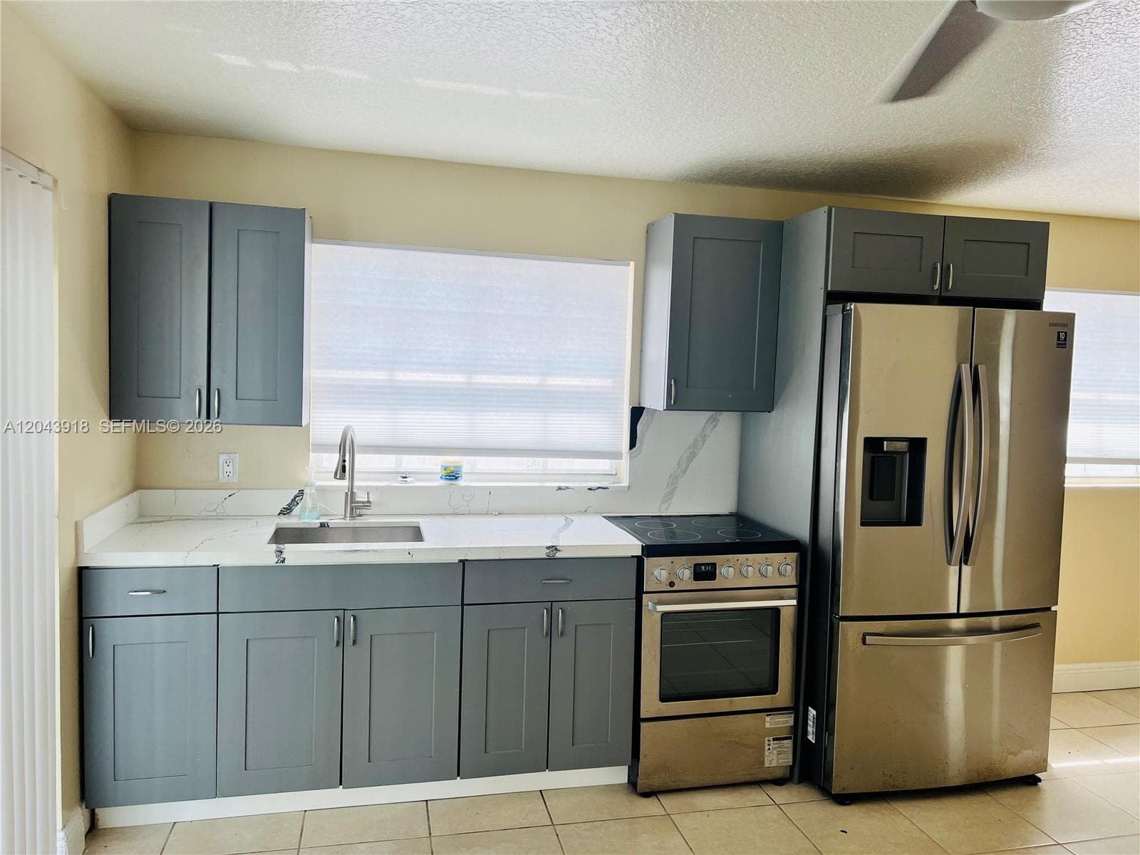 0 East Dr. # 0, North Miami Beach, FL 33162