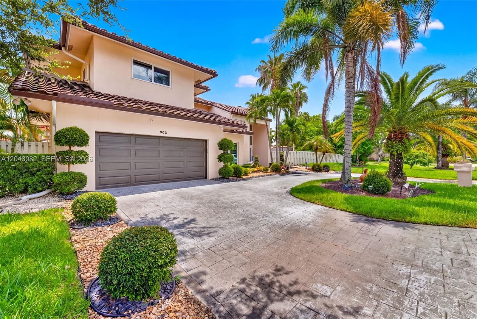 962 SW 93rd Ter, Plantation, FL 33324 photo 5