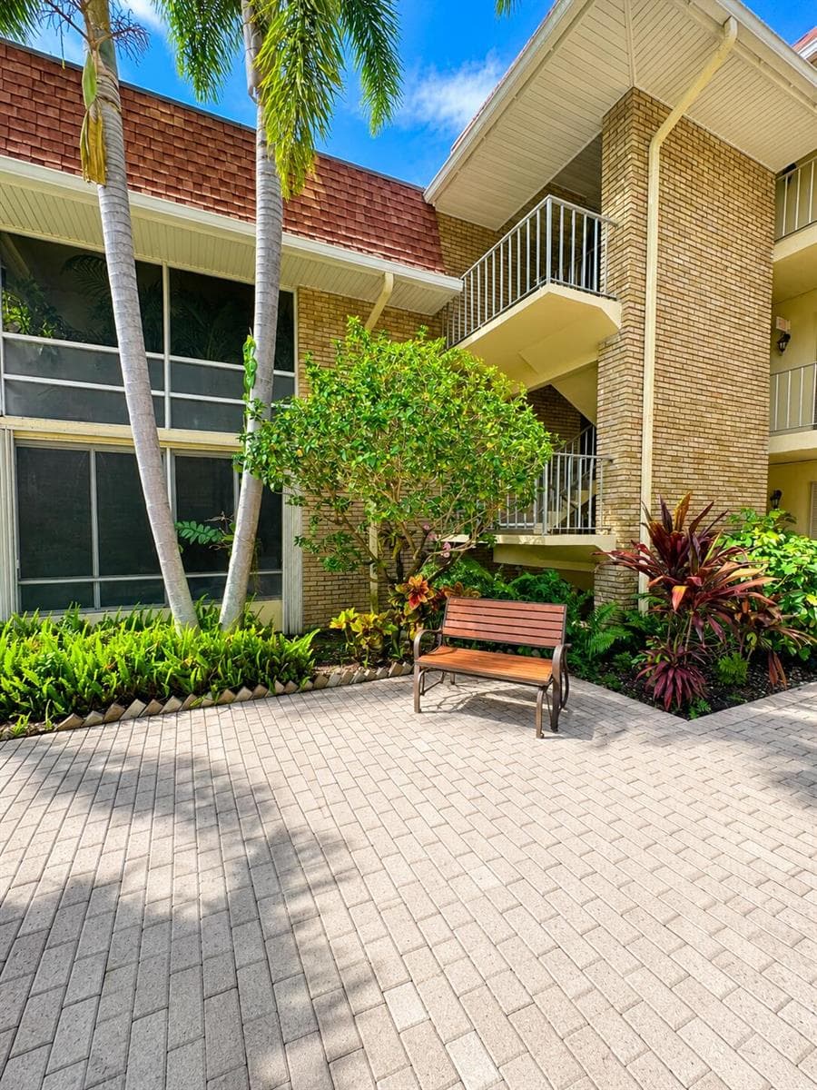 5570 Tamberlane Circle # 329, Palm Beach Gardens, FL 33418 photo 4