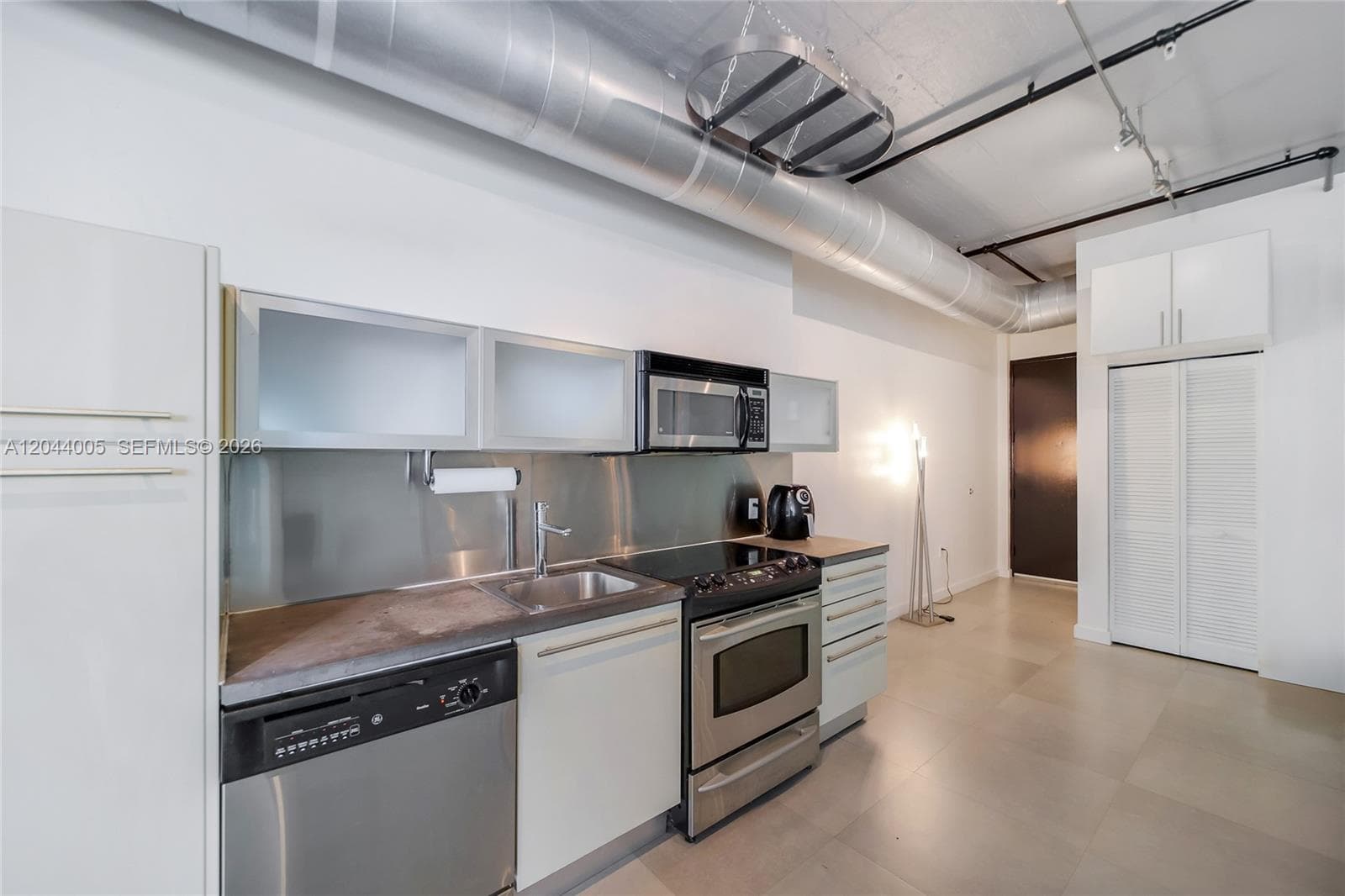 1700 Meridian Ave # 310, Miami Beach, FL 33139