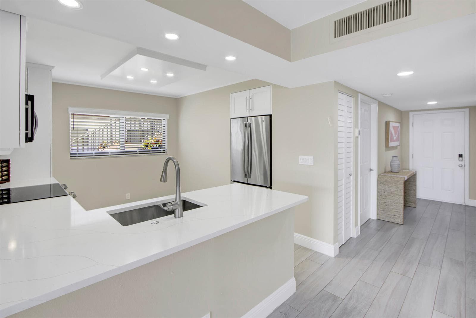 15451 Pembridge Drive # 206, Delray Beach, FL 33484 photo 4