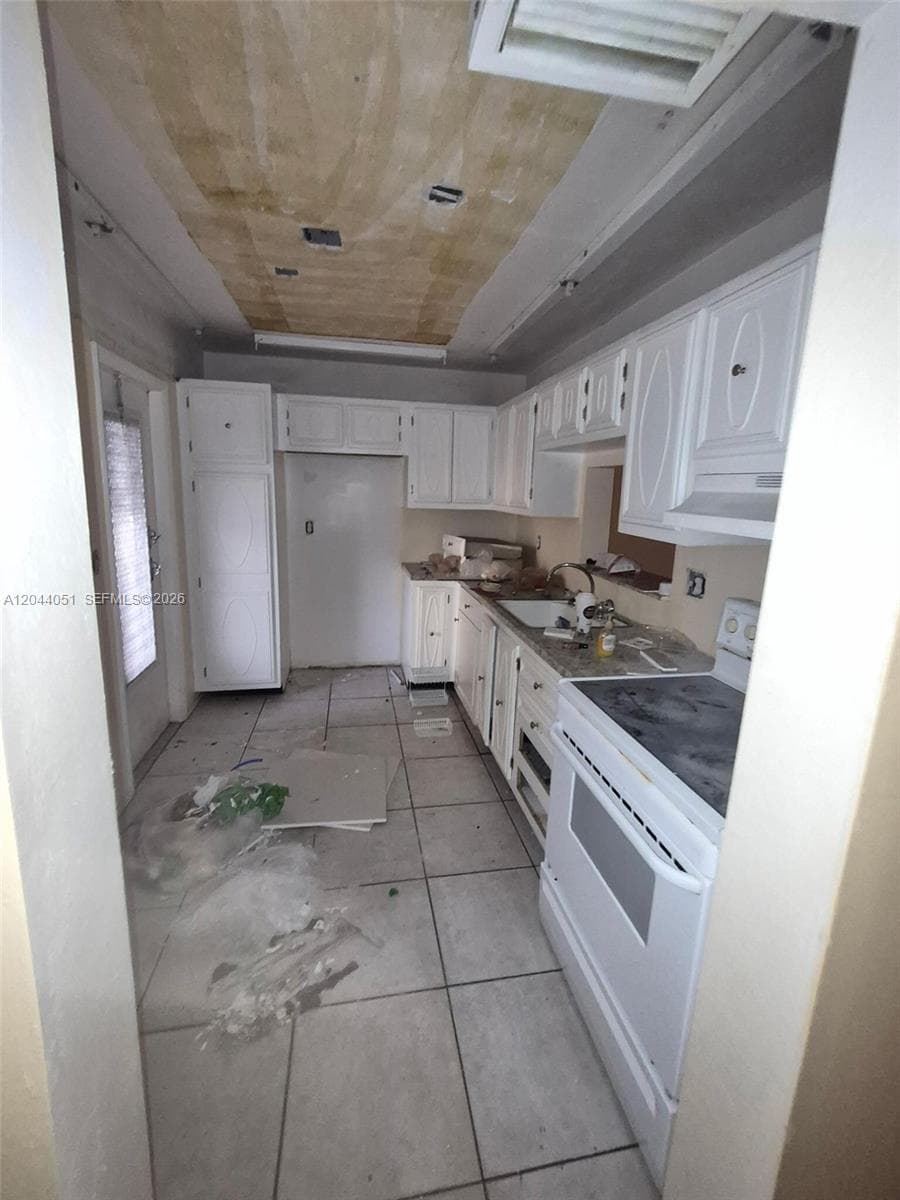 3940 NW 42nd Ave # 122, Lauderdale Lakes, FL 33319 photo 3