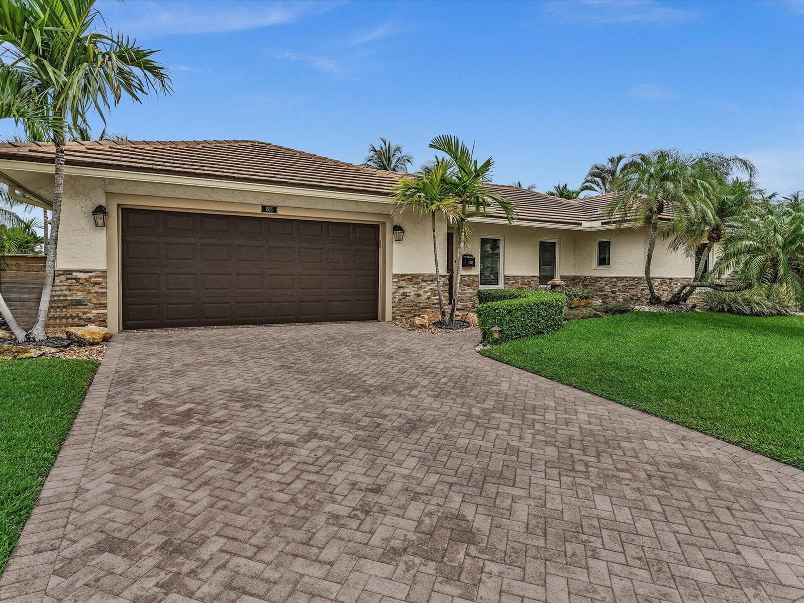 1525 SE 12th Street, Deerfield Beach, FL 33441 photo 4