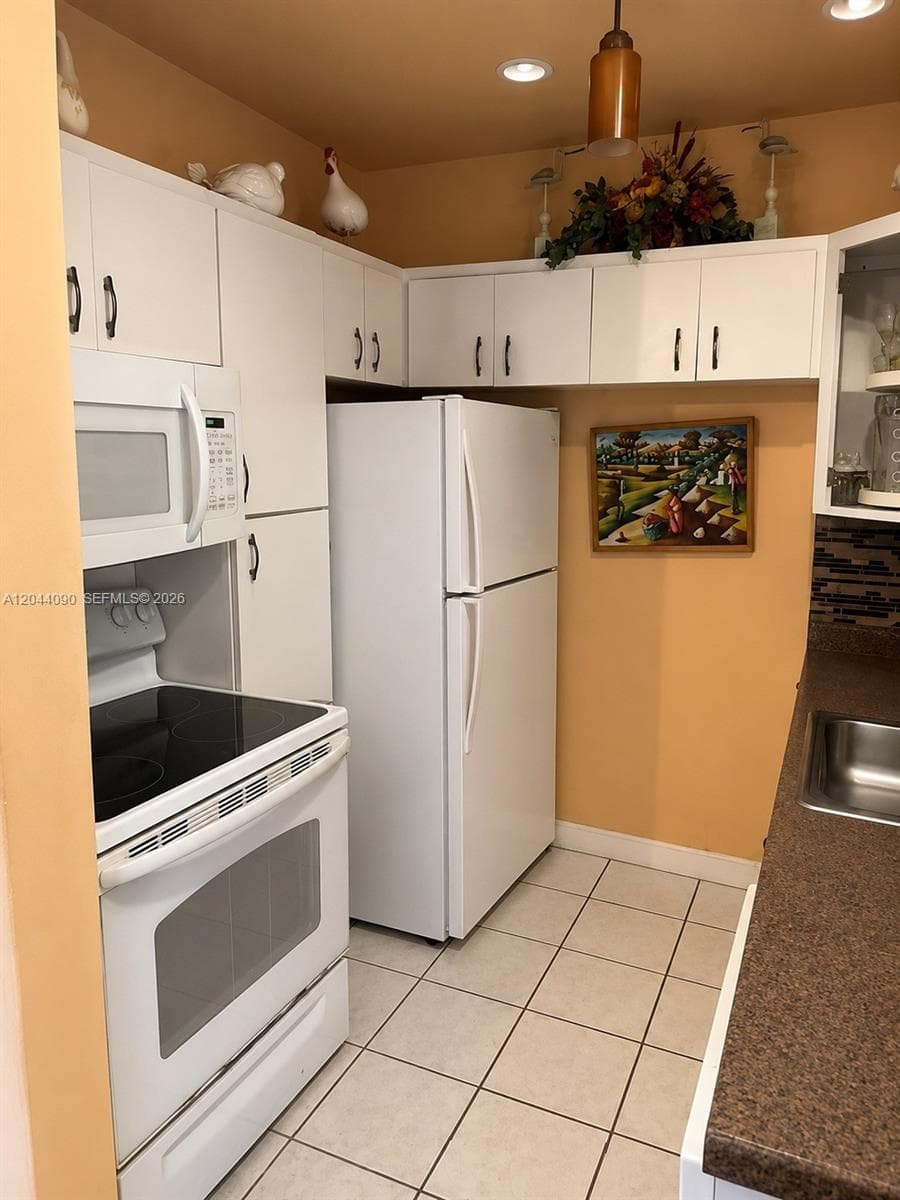 11832 SW 185th Ter, Miami, FL 33177 photo 5