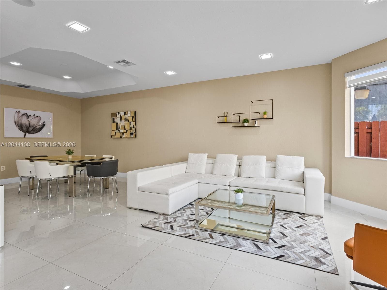 7086 NW 116th Ct, Doral, FL 33178 photo 3