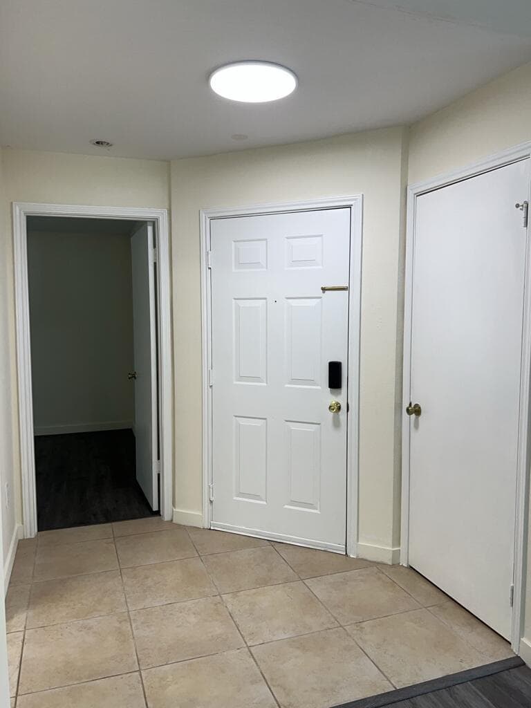 2350 NW 33rd Street # 807, Oakland Park, FL 33309 photo 3