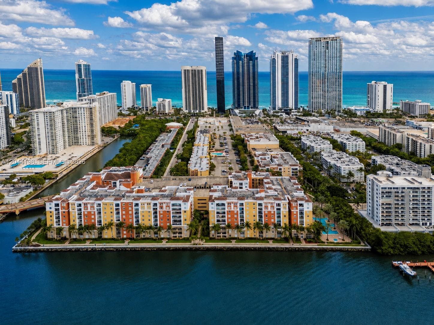 17145 N Bay Rd # 4307, Sunny Isles Beach, FL 33160 photo 2