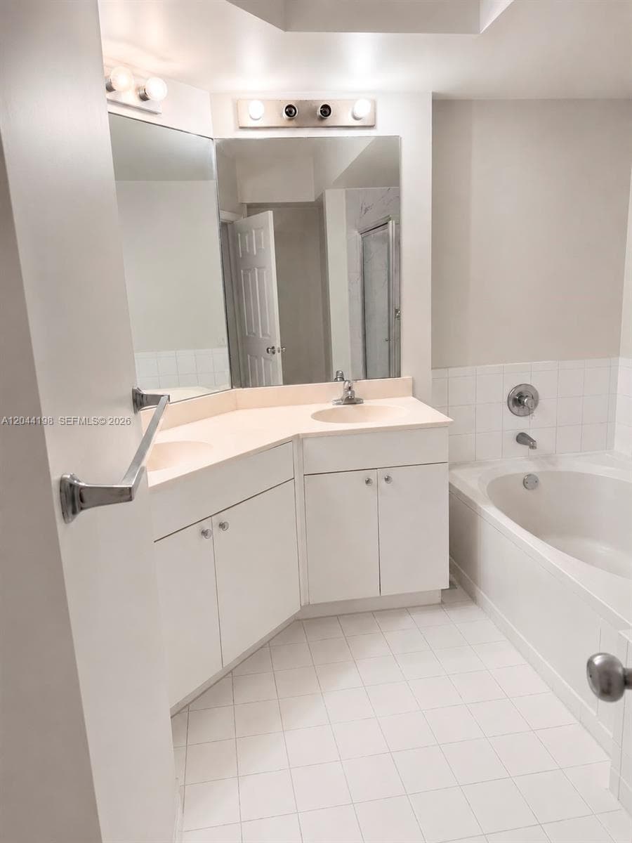 17145 N Bay Rd # 4307, Sunny Isles Beach, FL 33160 photo 5