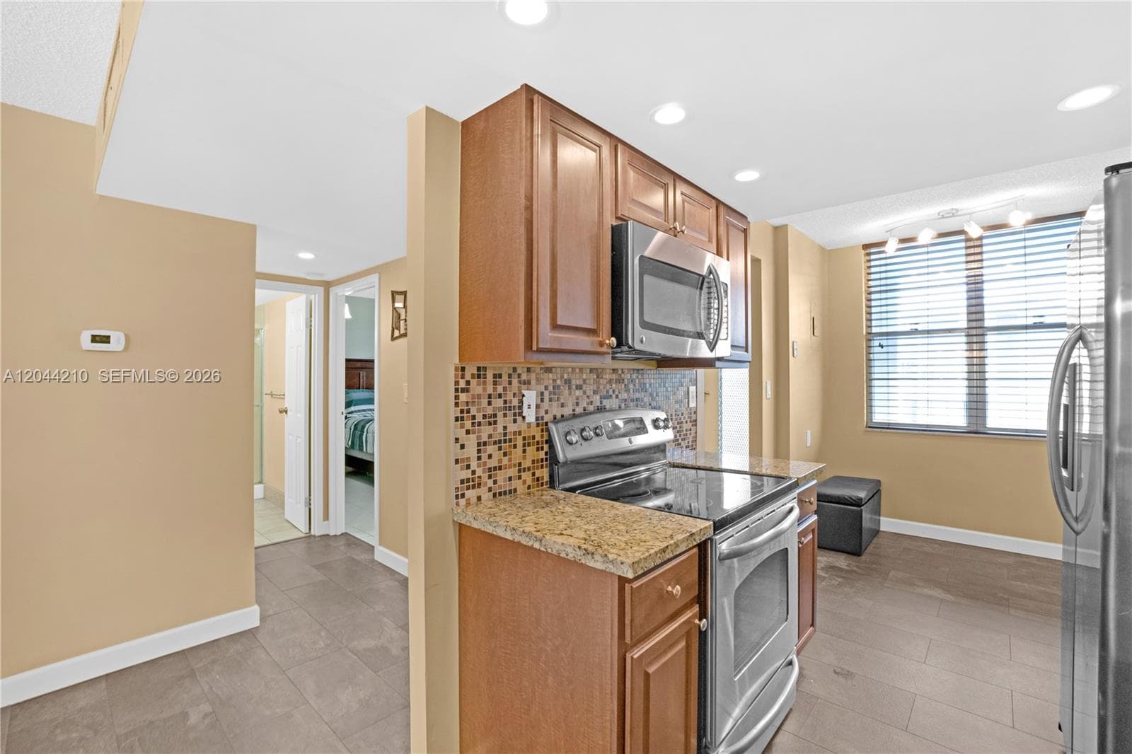 2901 NW 48th Ave # 355, Lauderdale Lakes, FL 33313 photo 4