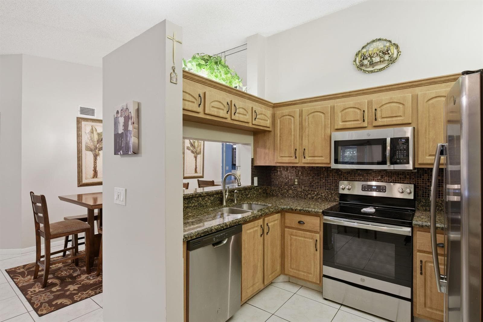 13811 Oneida Drive # F2, Delray Beach, FL 33446 photo 2