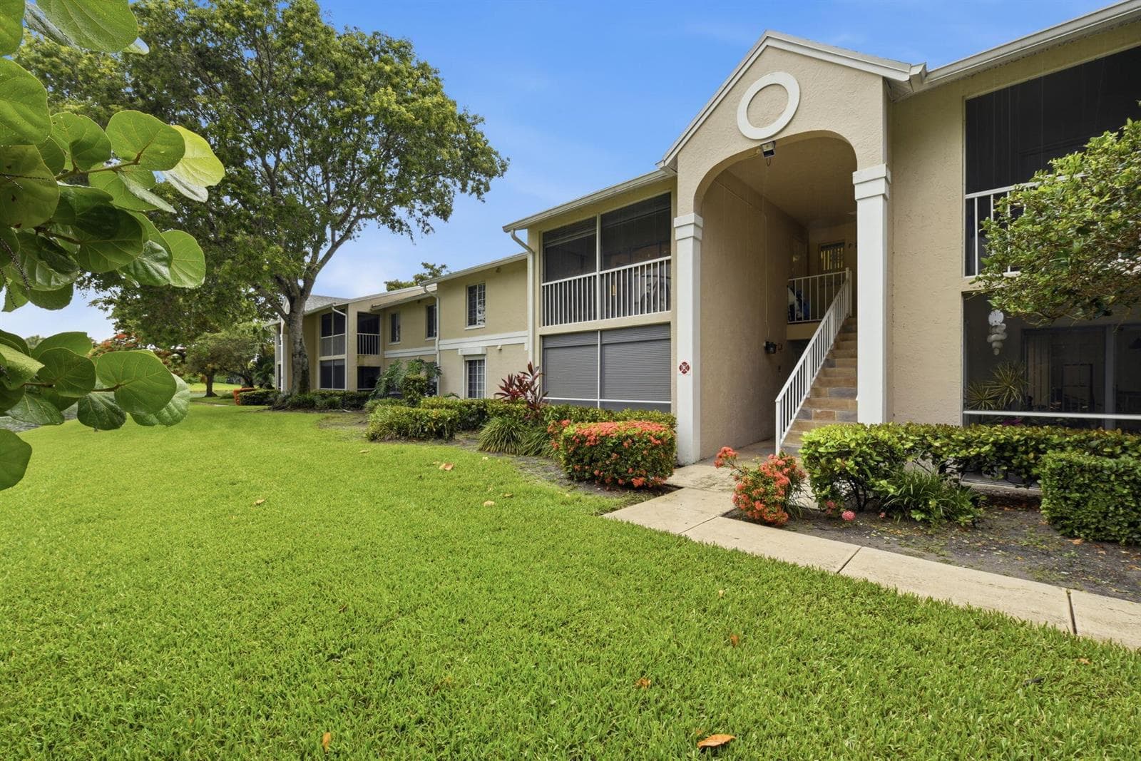 13811 Oneida Drive # F2, Delray Beach, FL 33446 photo 3