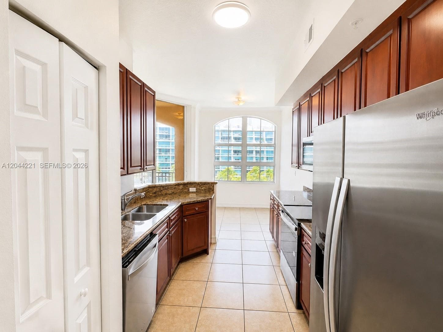 3001 NE 185th St # 515, Aventura, FL 33180 photo 3