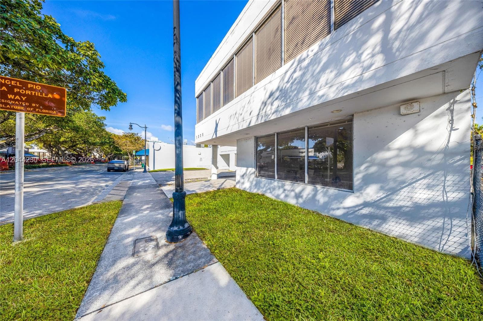 1235 SW 22nd St, Miami, FL 33145 photo 3