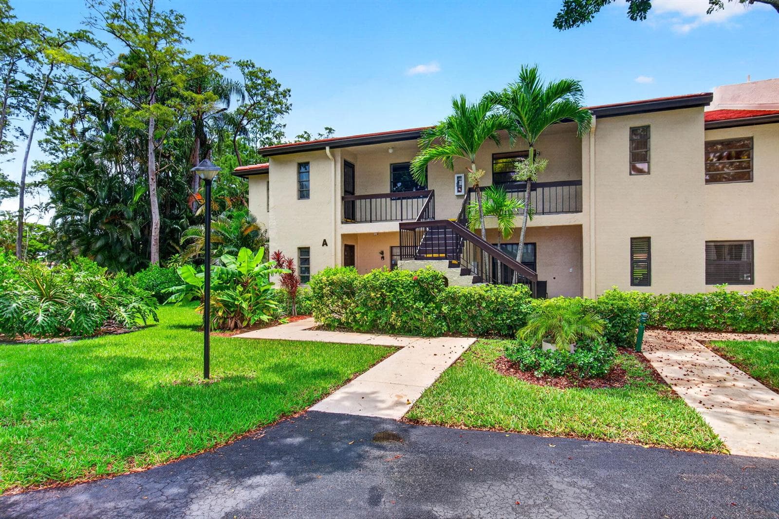 8460 Casa Del Lago # 25B, Boca Raton, FL 33433