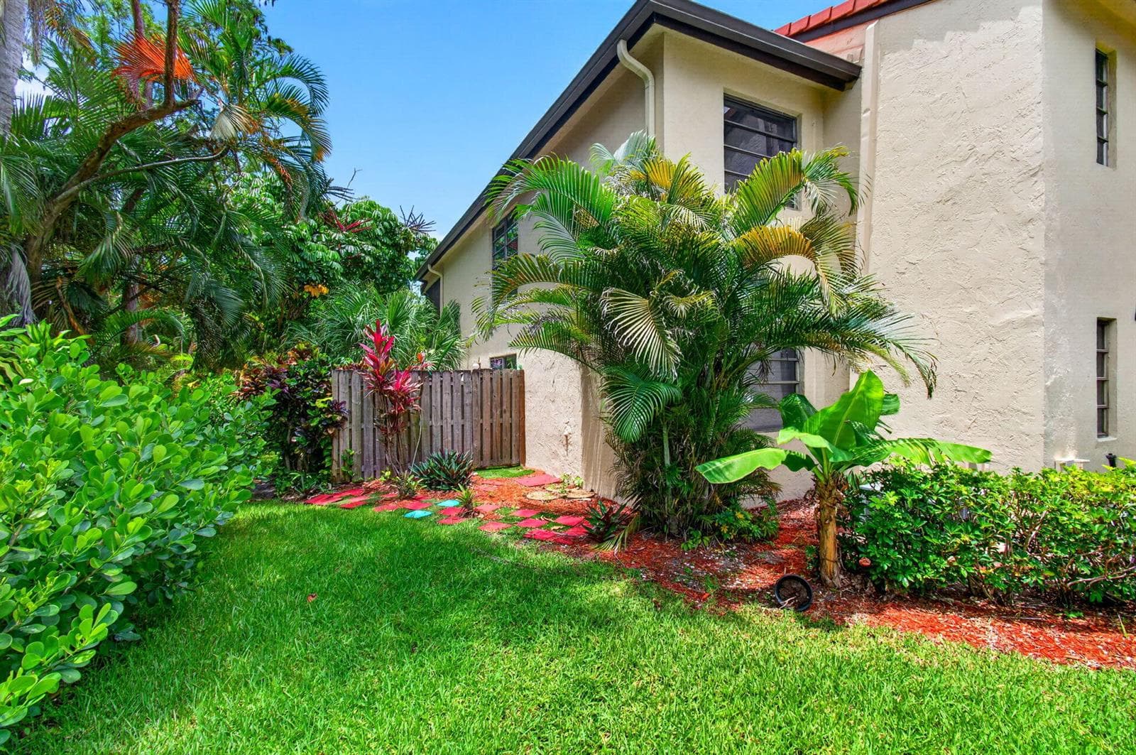 8460 Casa Del Lago # 25B, Boca Raton, FL 33433 photo 5