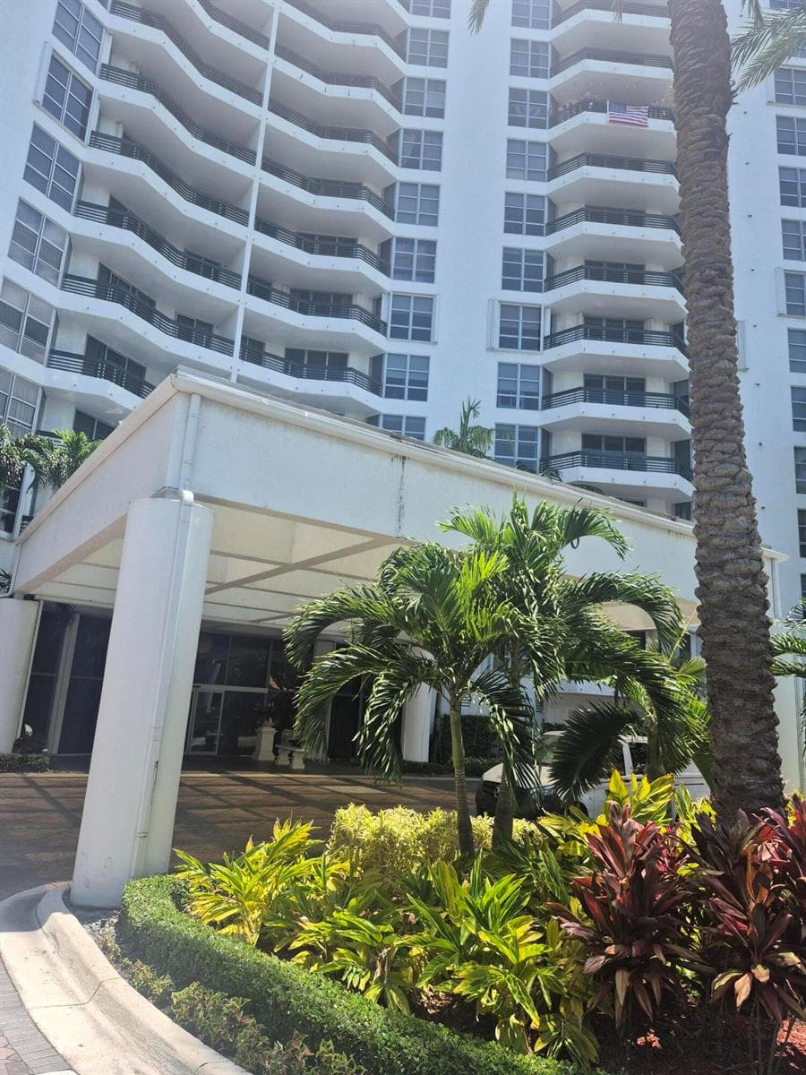 3600 Mystic Pointe Drive # 1202, Aventura, FL 33180 photo 5