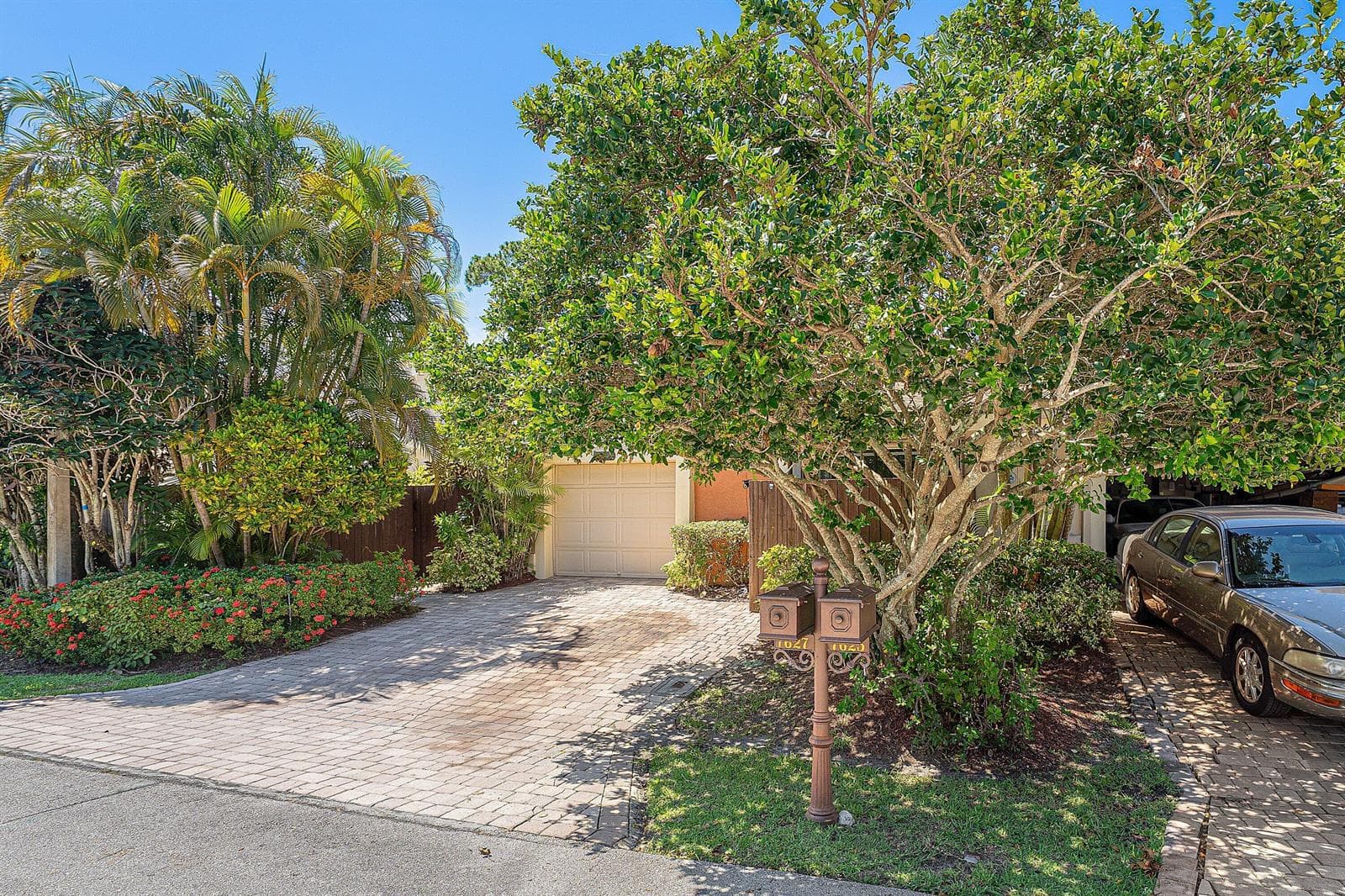 7627 Sierra Drive W, Boca Raton, FL 33433 photo 3