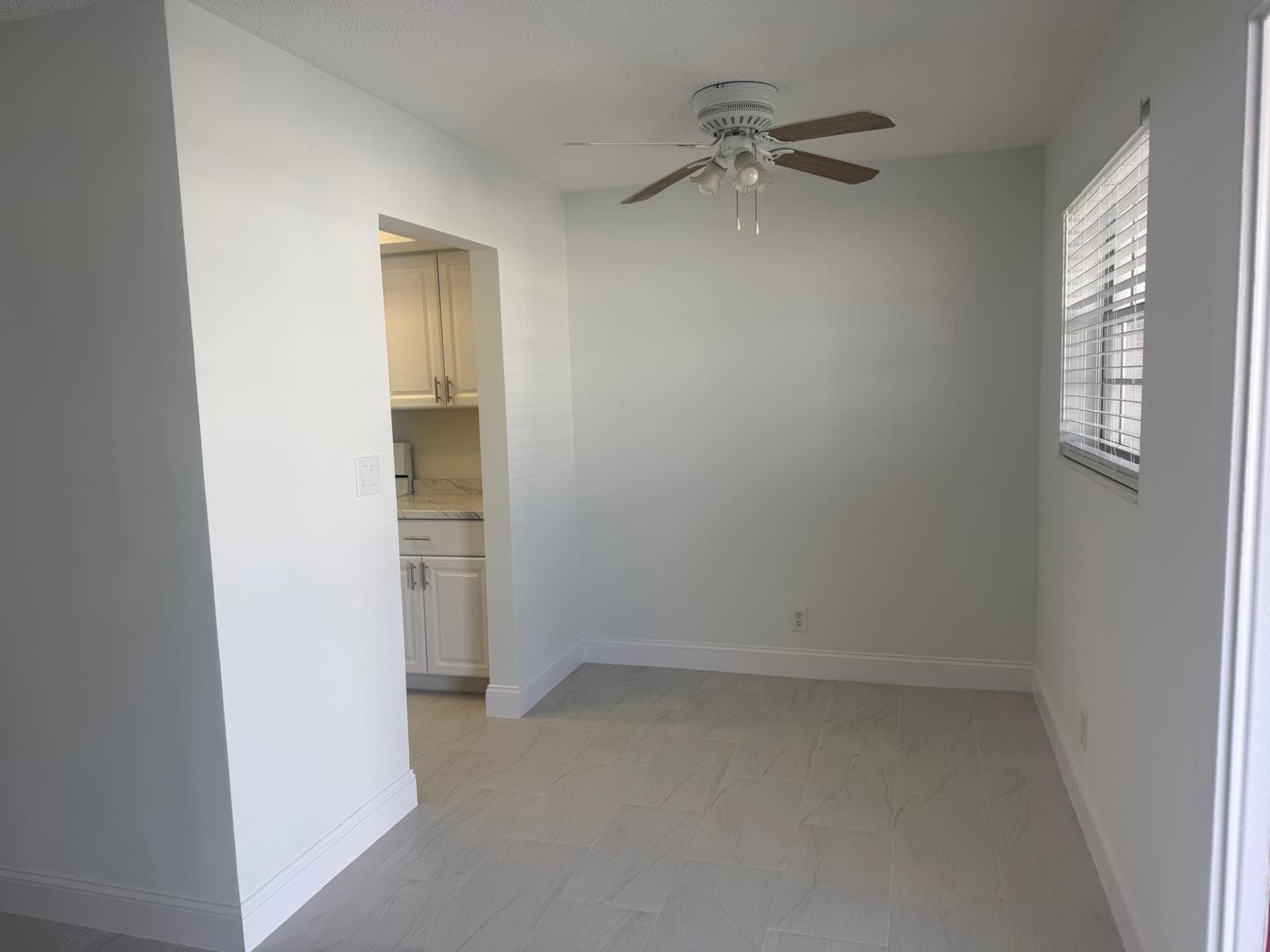 402 Lake Shore Drive # 202, West Palm Beach, FL 33403 photo 4