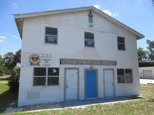 1203 1st Street E, Bradenton, FL 34208