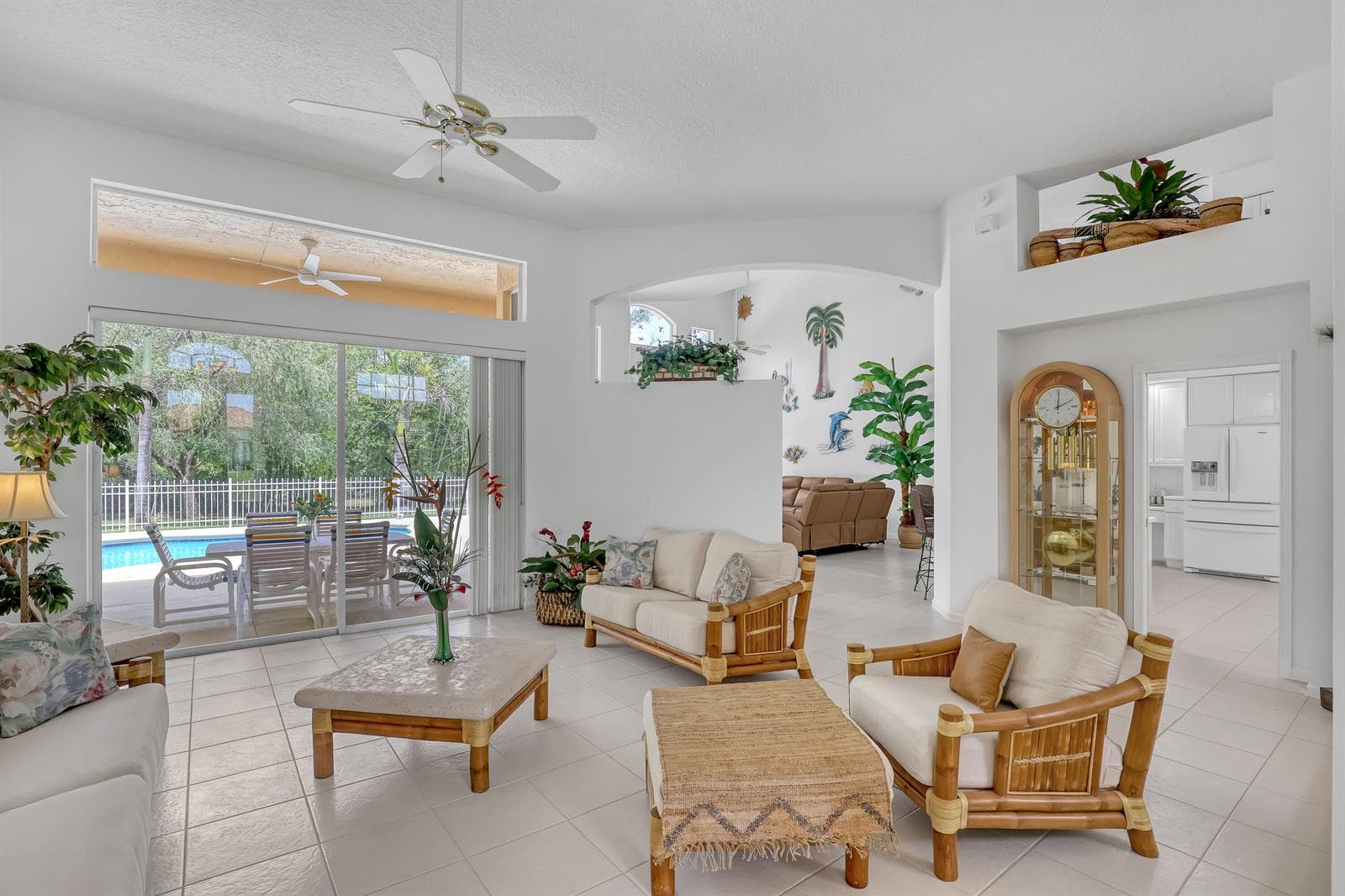 559 SW Squire Johns Lane, Palm City, FL 34990 photo 5