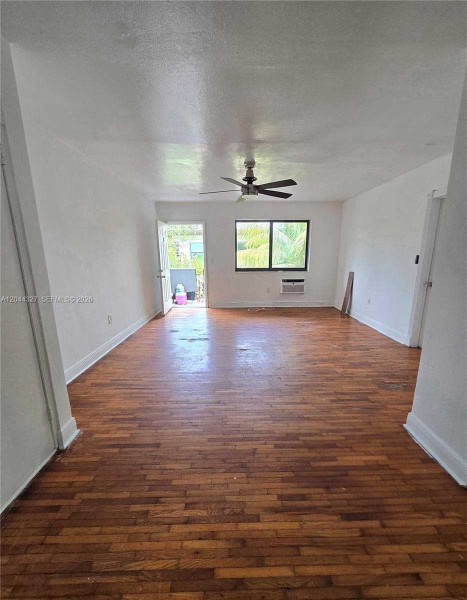 7035 Rue Granville # 3, Miami Beach, FL 33141 photo 3