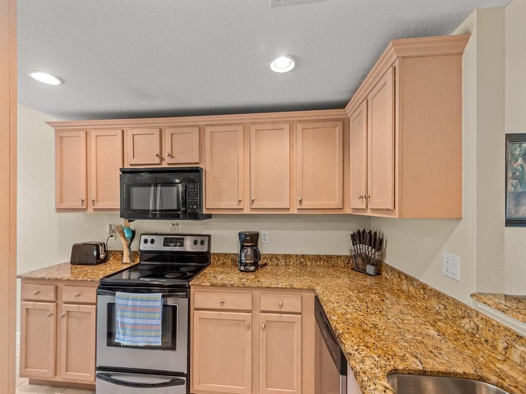 4210 Gator Trace Avenue # B, Fort Pierce, FL 34982 photo 4