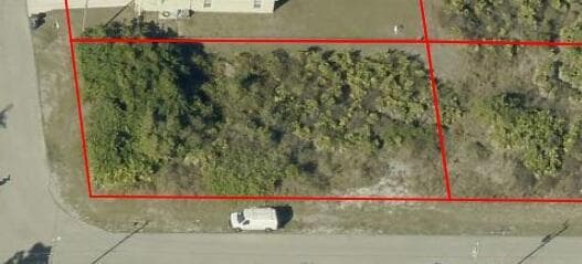 1607 Dora Avenue S, Lehigh Acres, FL 33976 photo 3