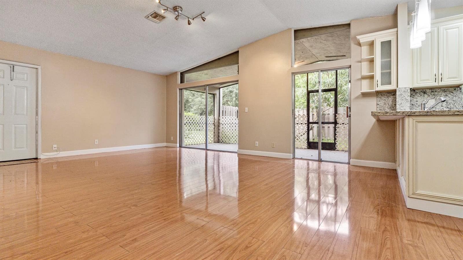 570 Woodgate Circle # A, Sunrise, FL 33326 photo 5
