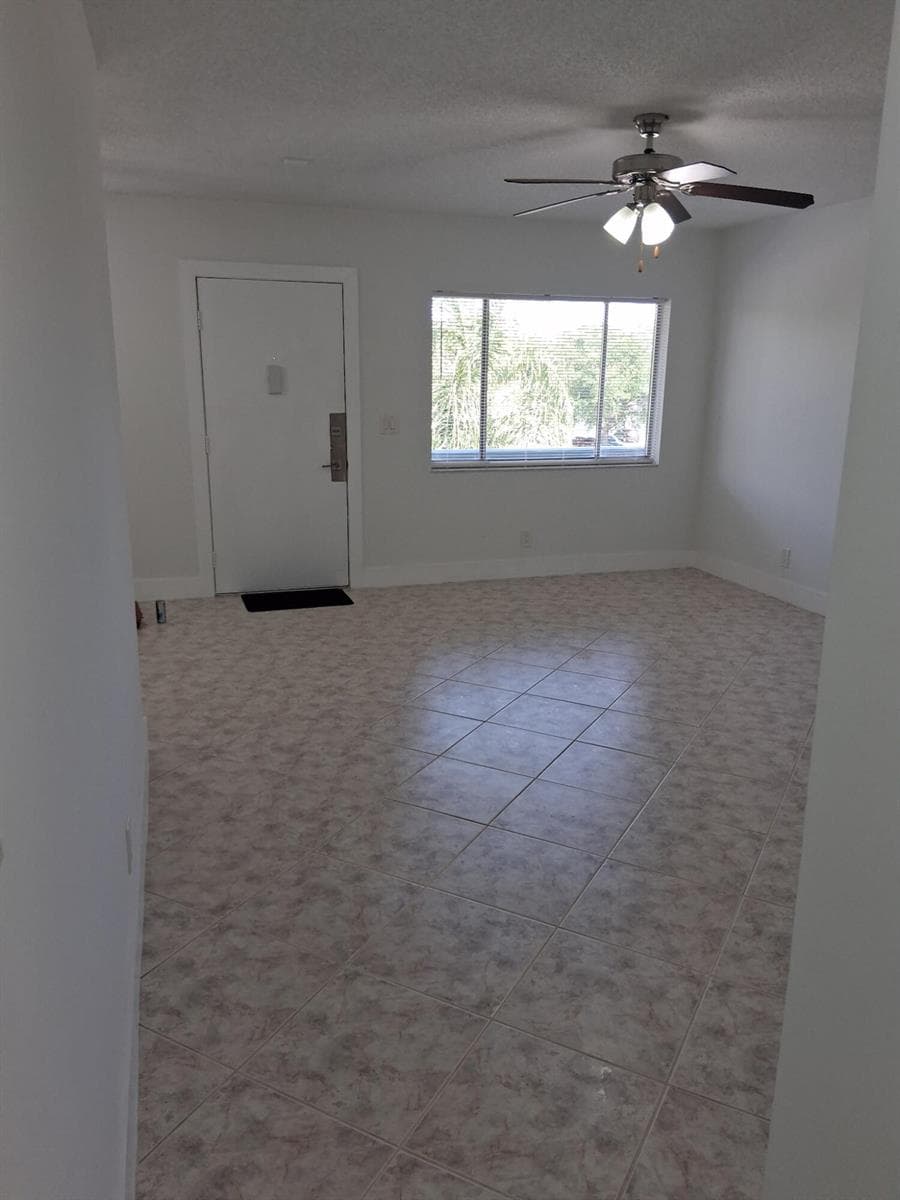 2100 Springdale Boulevard # 303, Palm Springs, FL 33461 photo 4