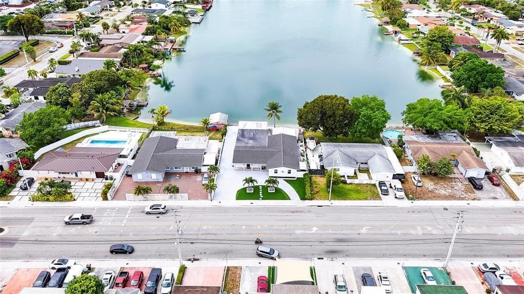 6290 W 16th Avenue, Hialeah, FL 33012 photo 2