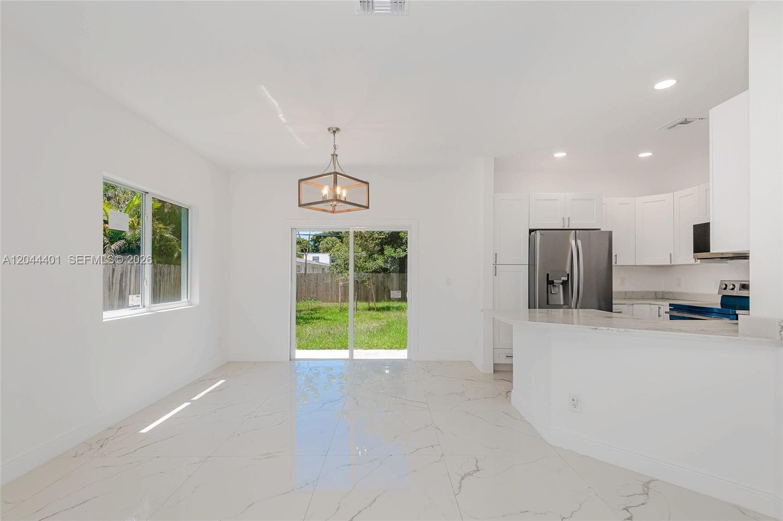 731 SW 6th St, Dania Beach, FL 33004 photo 5