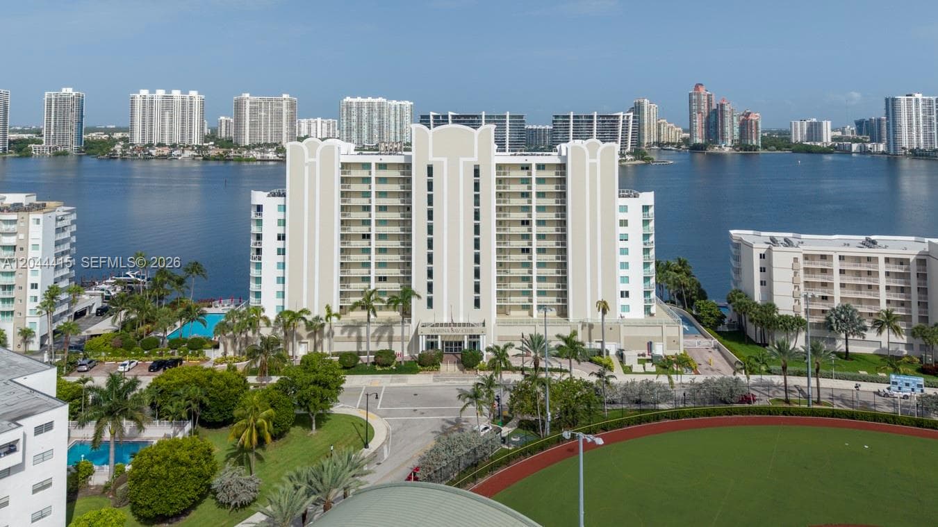 18100 N Bay Rd # 304, Sunny Isles Beach, FL 33160 photo 3