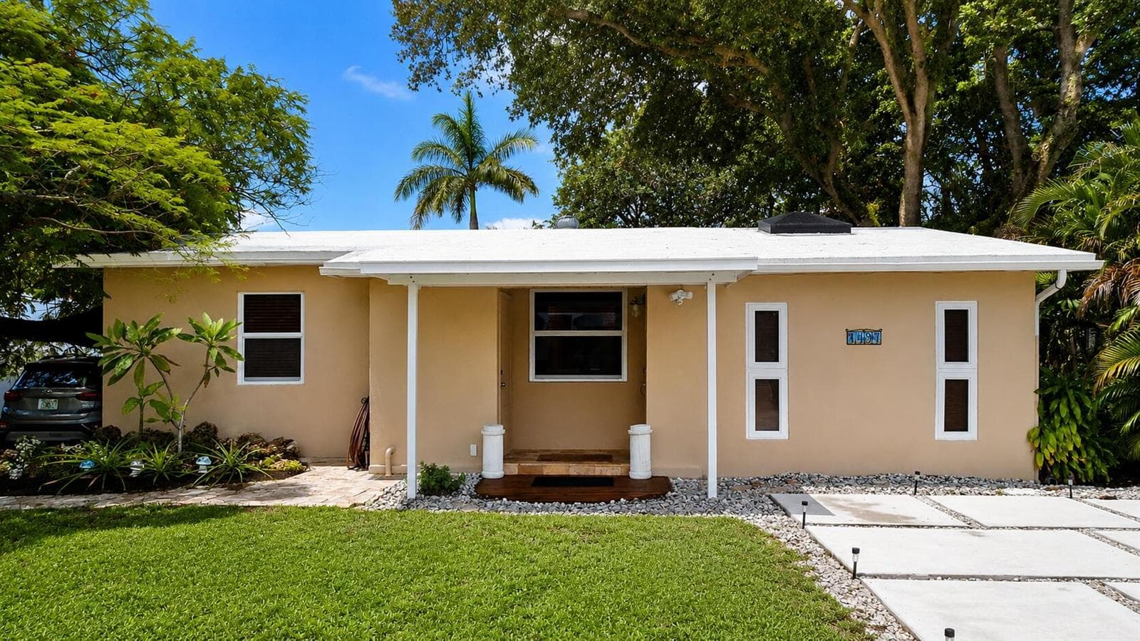 1497 SW 29th Terrace, Fort Lauderdale, FL 33312 photo 2