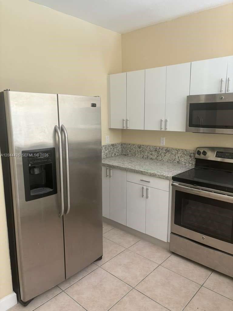 1663 SE 27th Dr # 207, Homestead, FL 33035