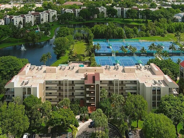 955 Egret Circle # 211, Delray Beach, FL 33444 photo 2