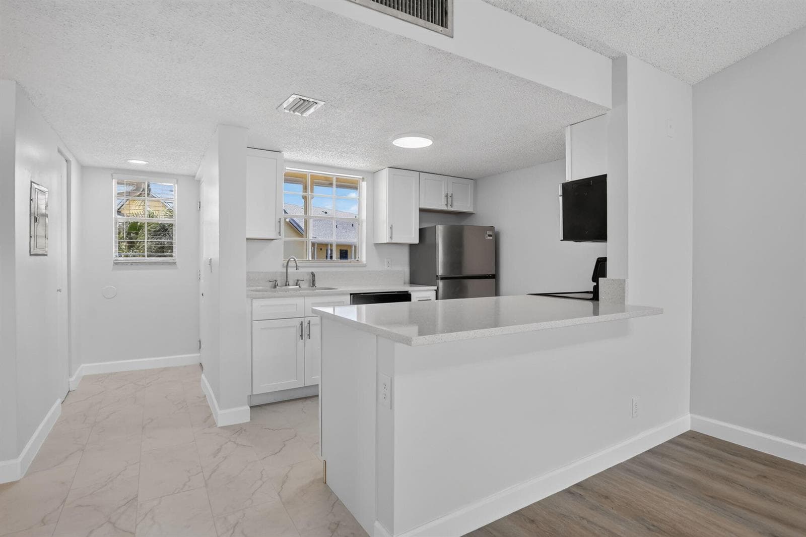 6323 La Costa Drive # M, Boca Raton, FL 33433 photo 2