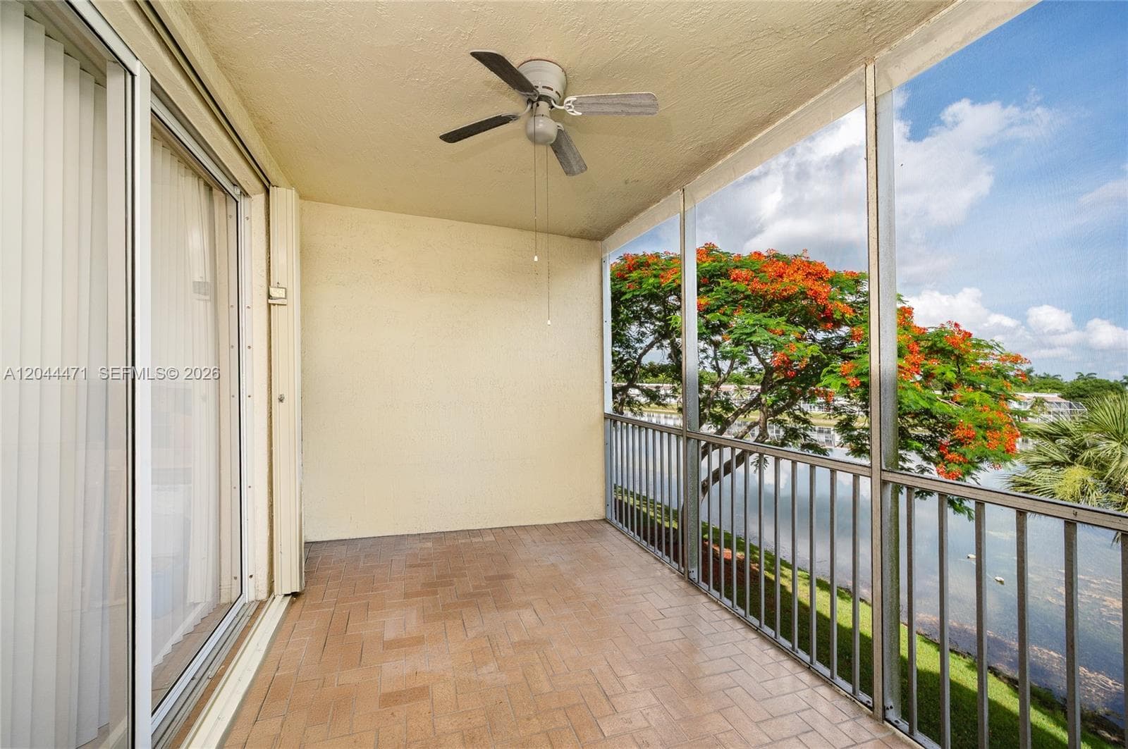 10750 NW 66th St # 312, Doral, FL 33178 photo 3