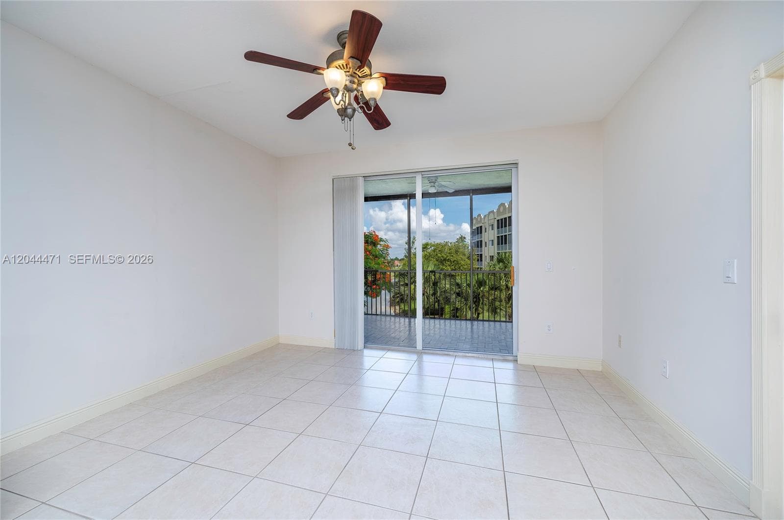 10750 NW 66th St # 312, Doral, FL 33178 photo 5