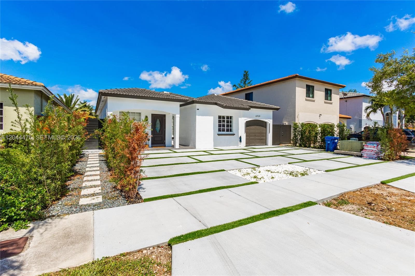 6939 SW 158th Ave, Miami, FL 33193 photo 2
