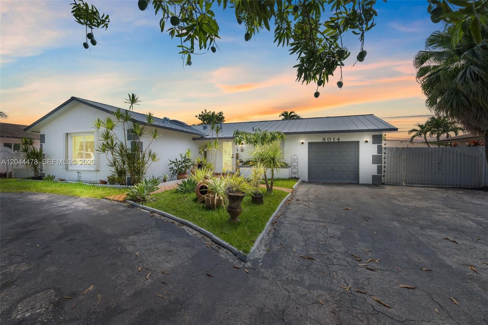 8014 SW 133rd Ct, Miami, FL 33183