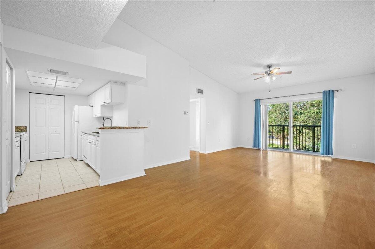 200 N Crestwood Court N # 211, Royal Palm Beach, FL 33411 photo 3