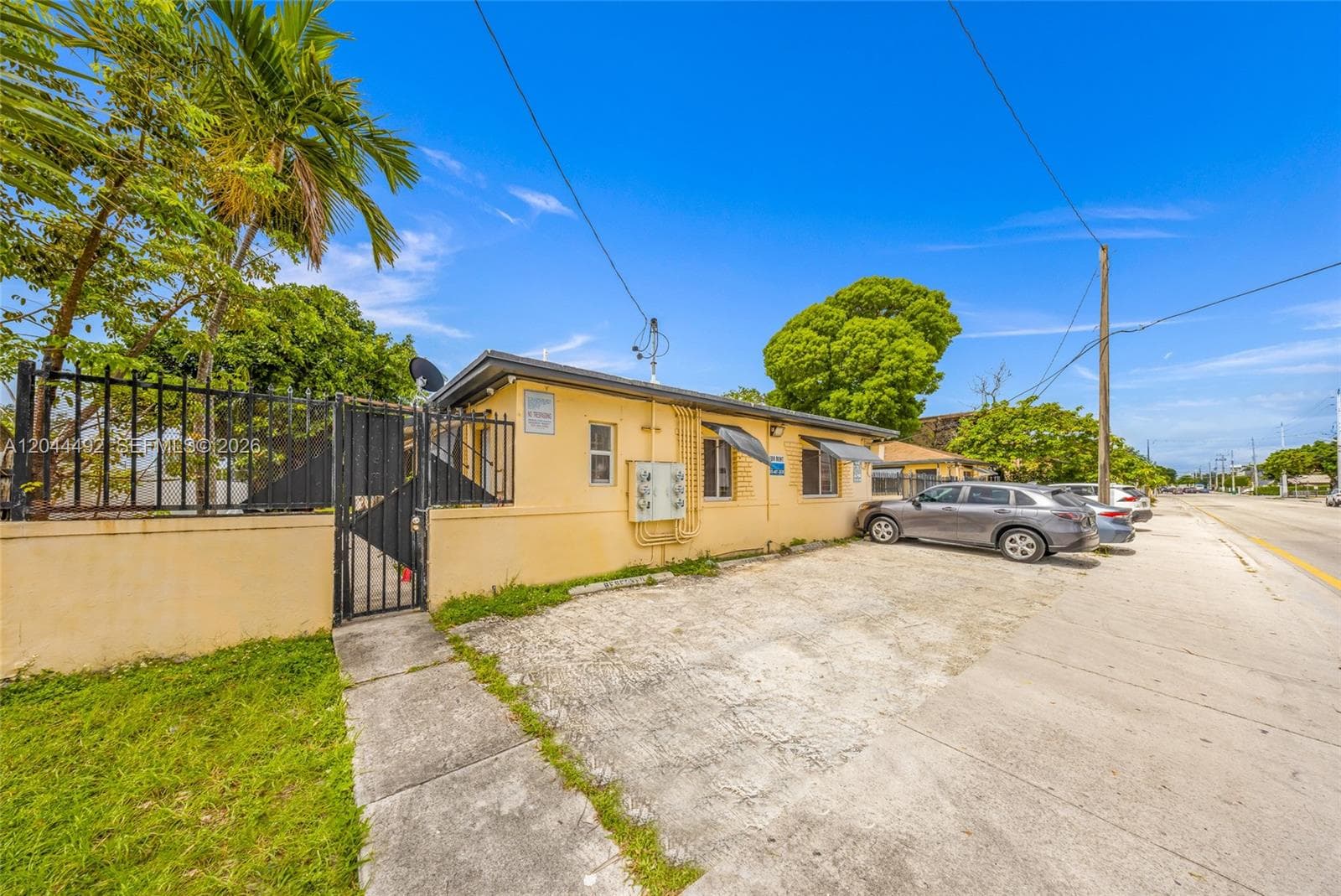1731 SW 8th St, Miami, FL 33135 photo 3