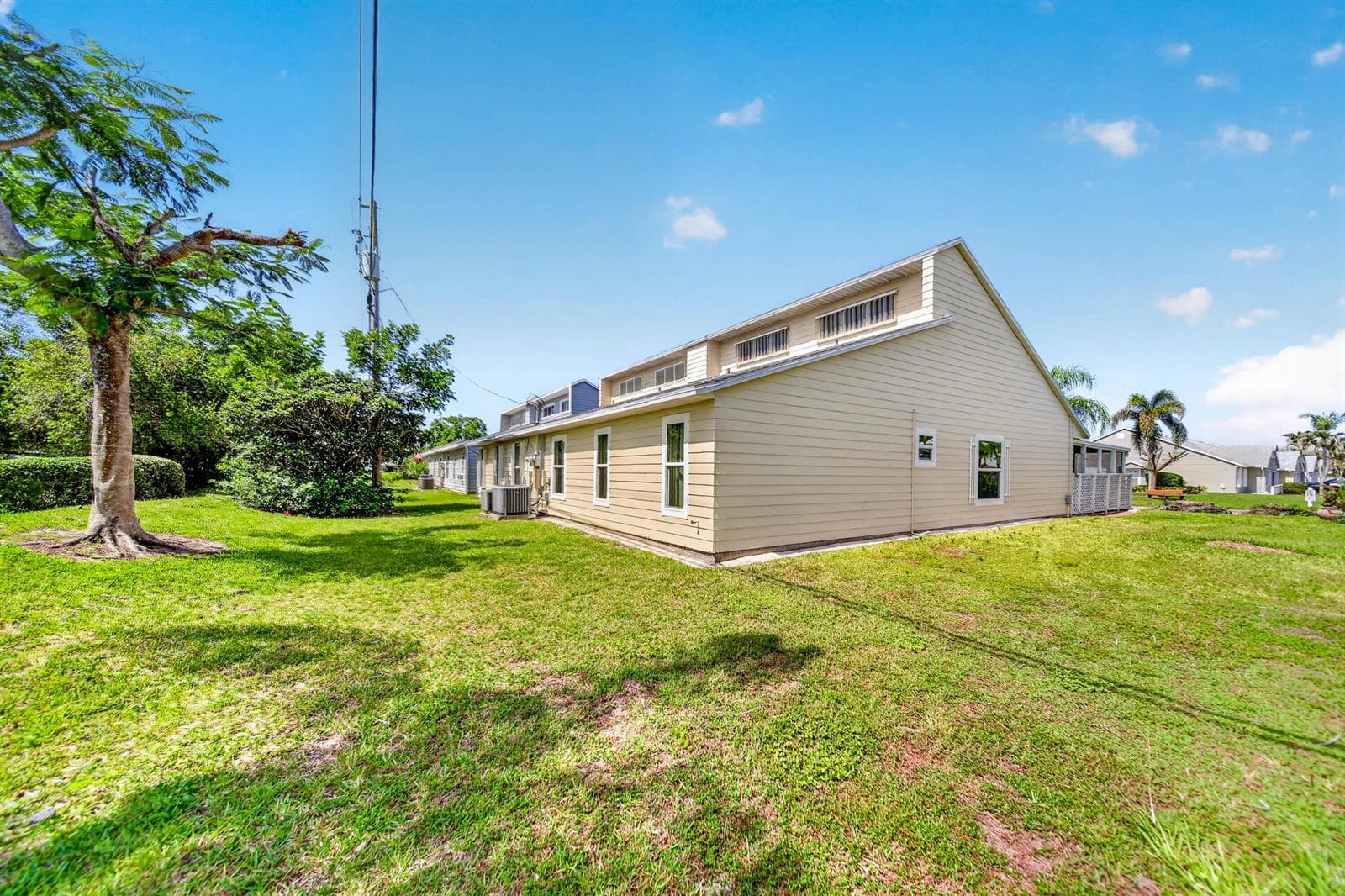 2738 SE Tropical East Circle, Port St. Lucie, FL 34952 photo 3