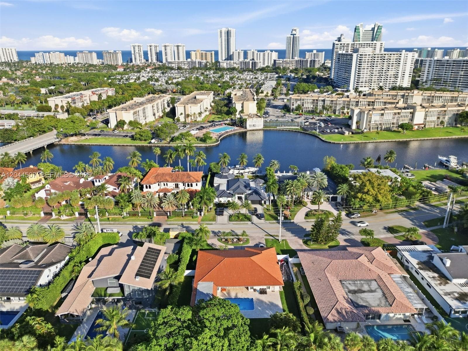 713 Diplomat Pkwy, Hallandale Beach, FL 33009 photo 4